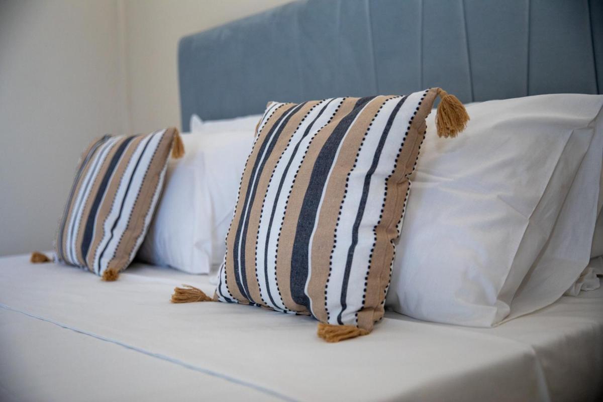 Artemis Suite Agia Marina  Exterior foto